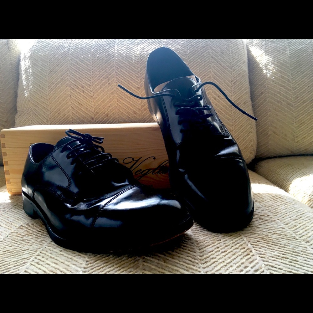 Men's Size 10M Black Leather Dress Shoe